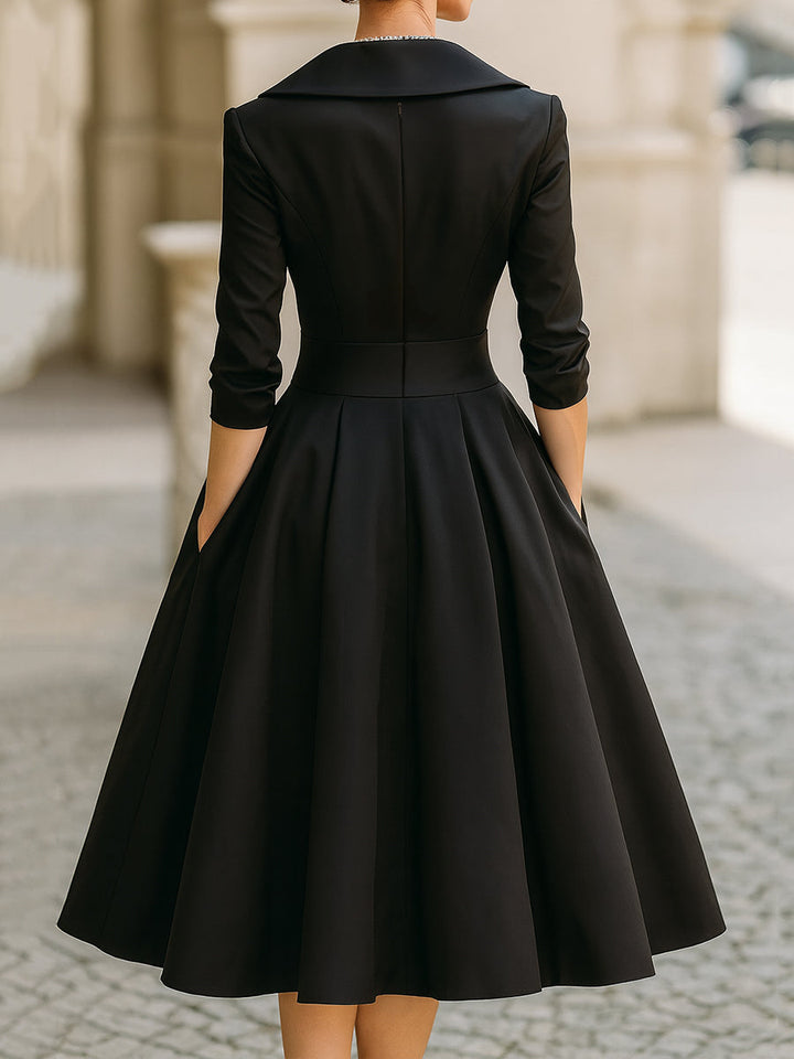 Amara | Elegantes Vintage Faltenkleid