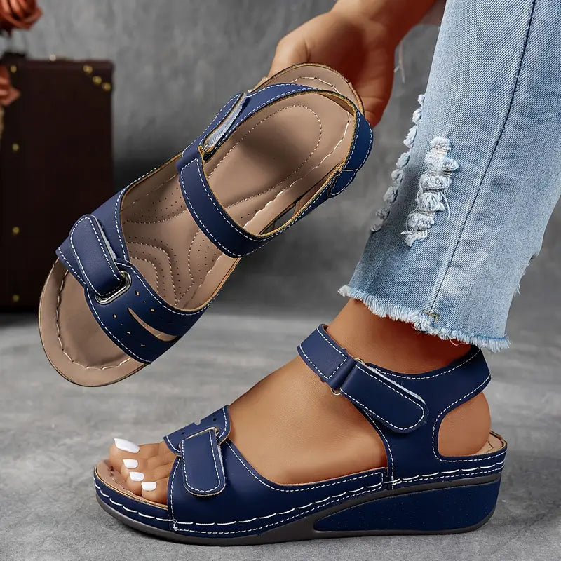 Veera | Elegante Keilabsatz-Sandalen - BXRLIN