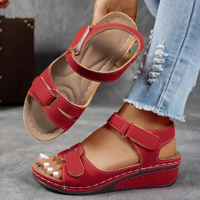 Veera | Elegante Keilabsatz-Sandalen - BXRLIN