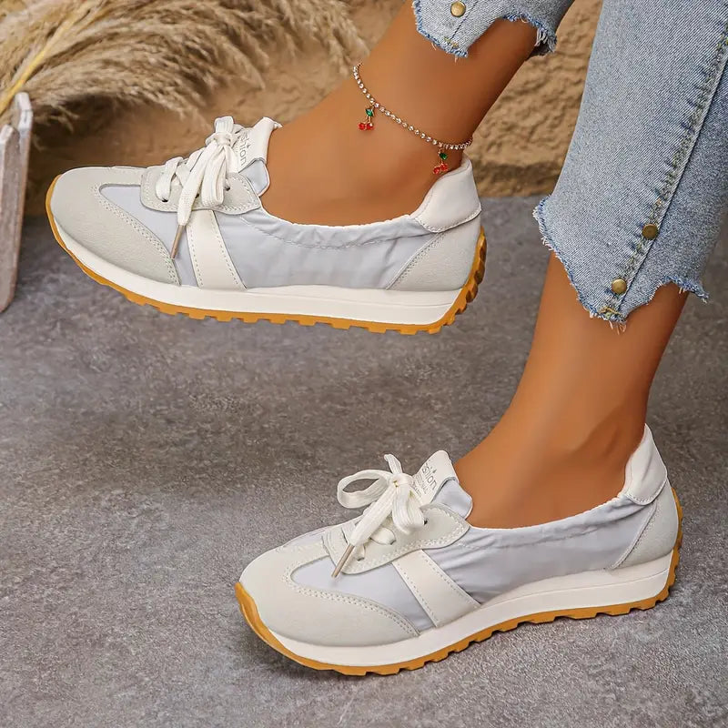 Nerea | Bequeme Orthopädische Sneakers - BXRLIN