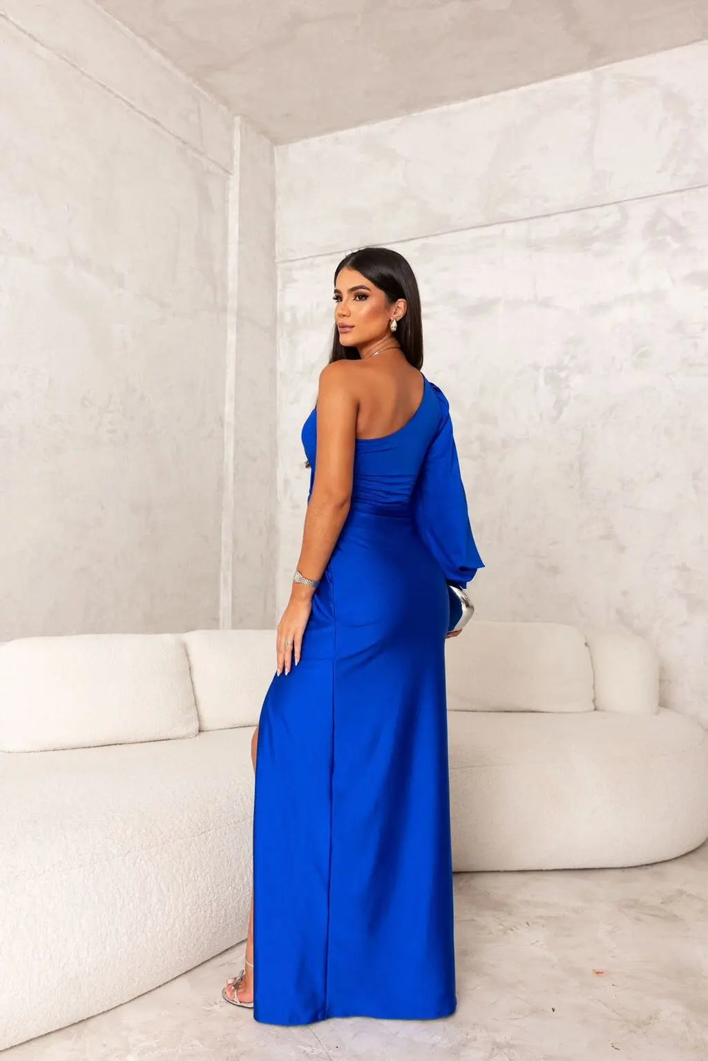 Solianne | One-Shoulder Satin Abendgown