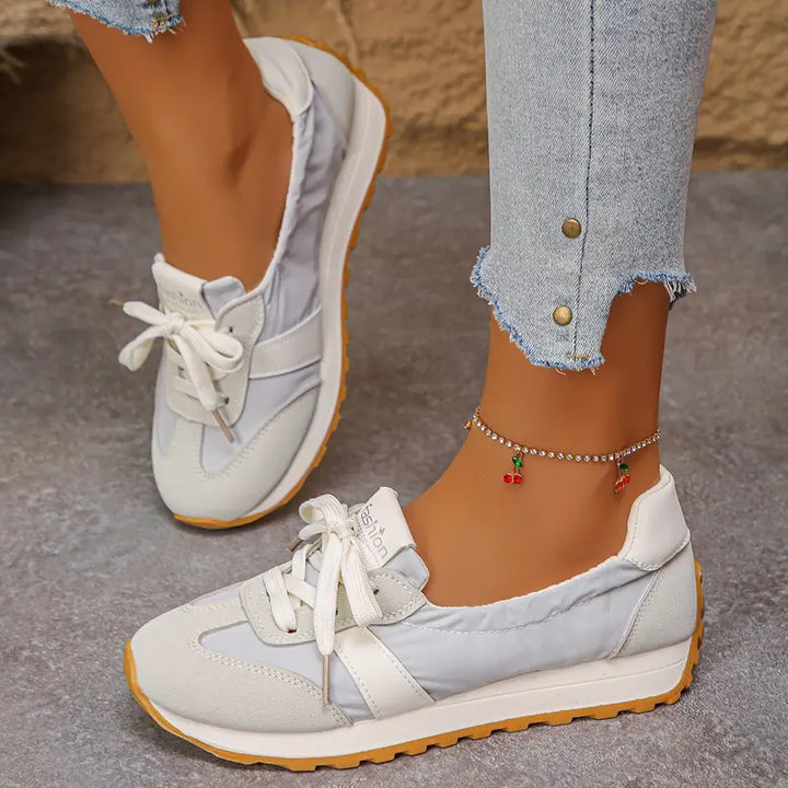 Nerea | Bequeme Orthopädische Sneakers - BXRLIN