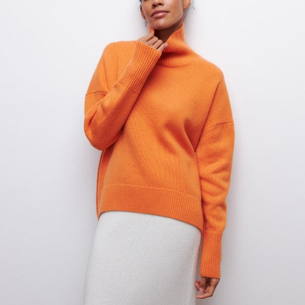 Avrile | Pullover mit hohem Kragen - BXRLIN