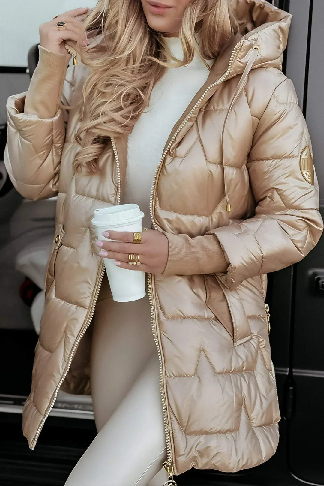 Nolwen | Eleganter Wintermantel Mit Kapuze - BXRLIN