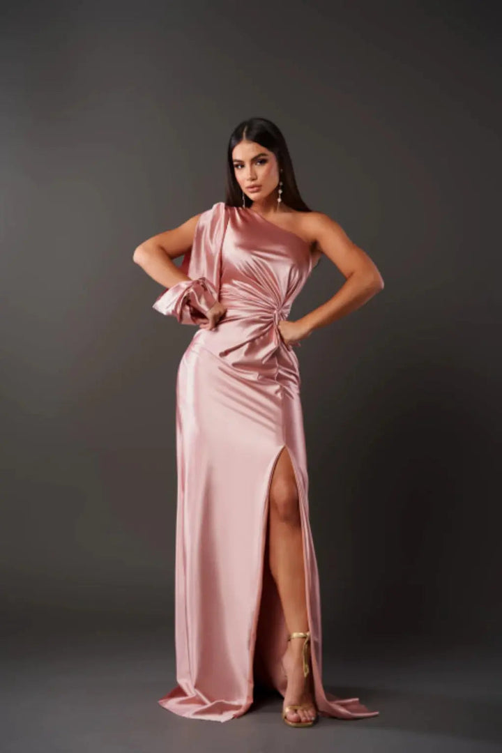 Solianne | One-Shoulder Satin Abendgown